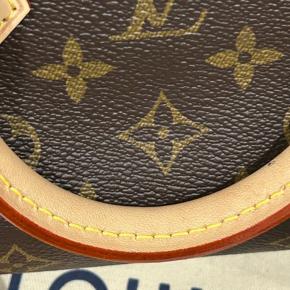Louis Vuitton Speedy 20 - Picture 15 of 16